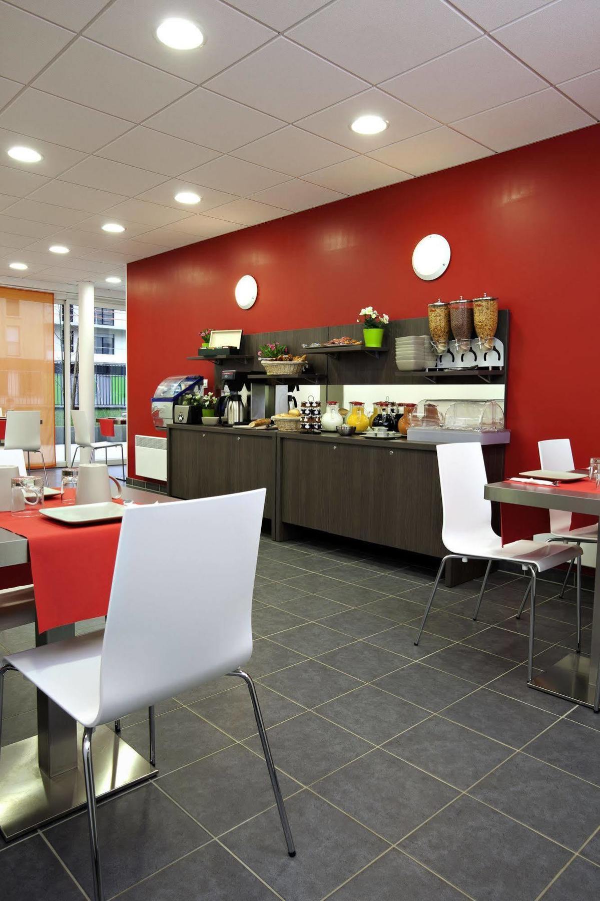 Aparthotel Adagio Access Paris Asnieres Exterior foto